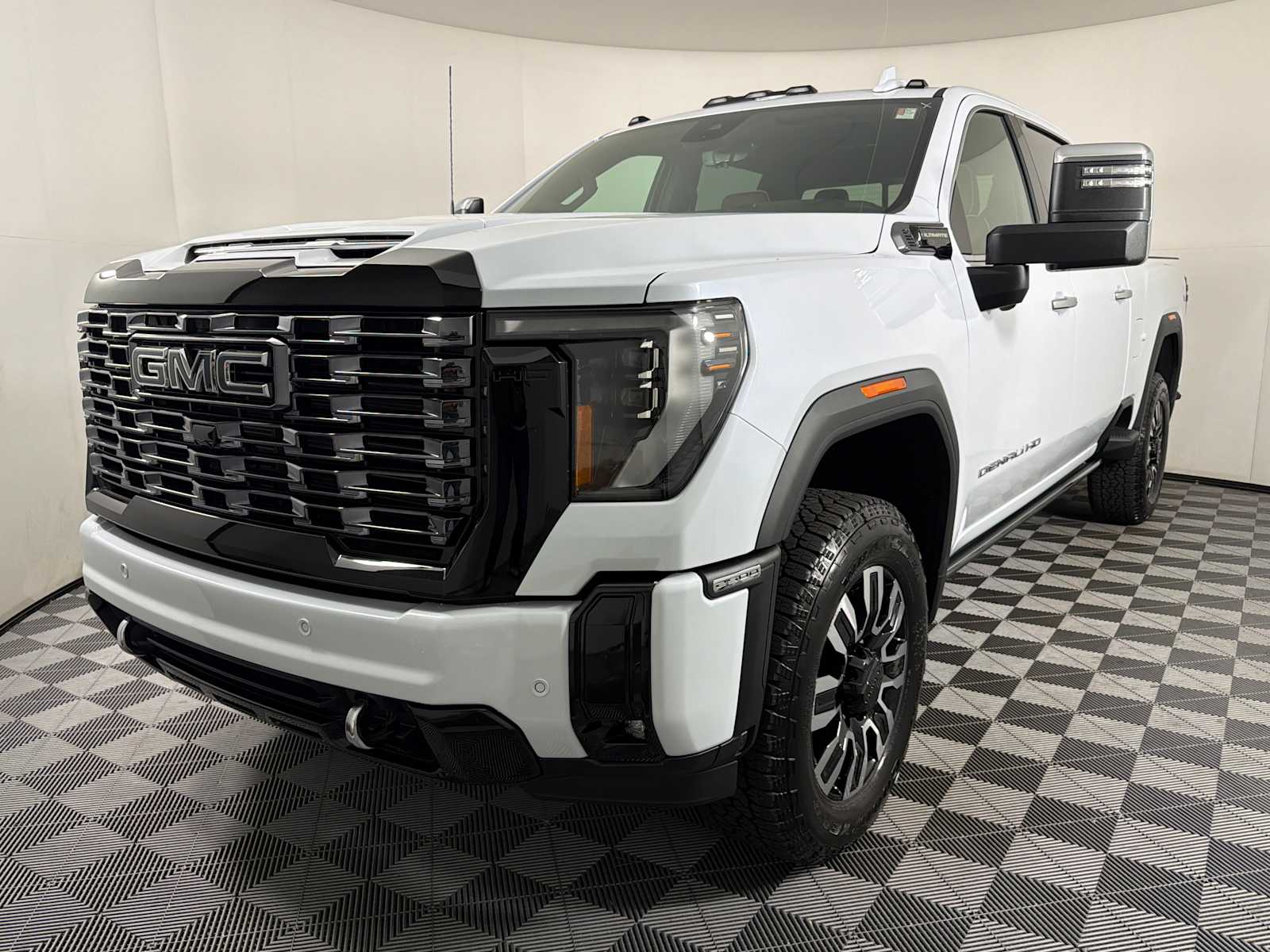 New 2026 GMC Sierra 2500 HD Denali Ultimate Truck Crew Cab