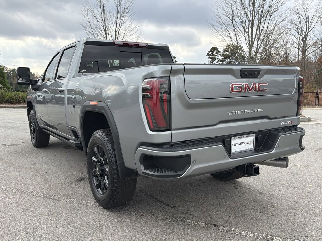 2026 Gmc Sierra 2500 HD AT4 photo 3