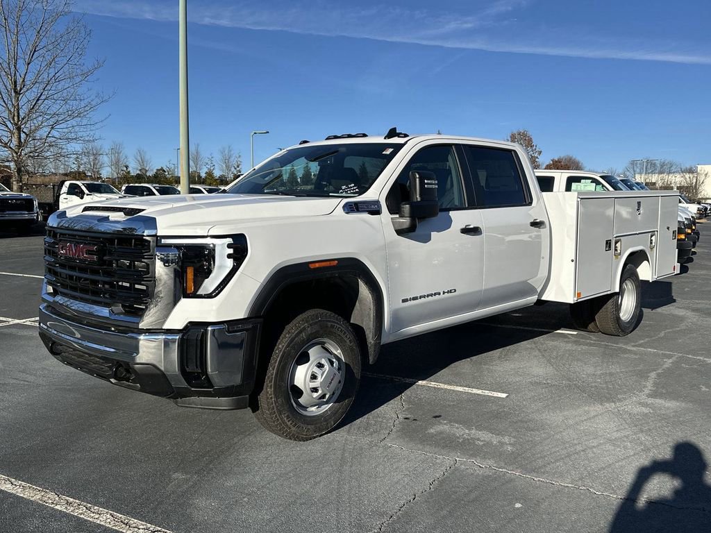 2025 Gmc Sierra 3500 Pro photo 3