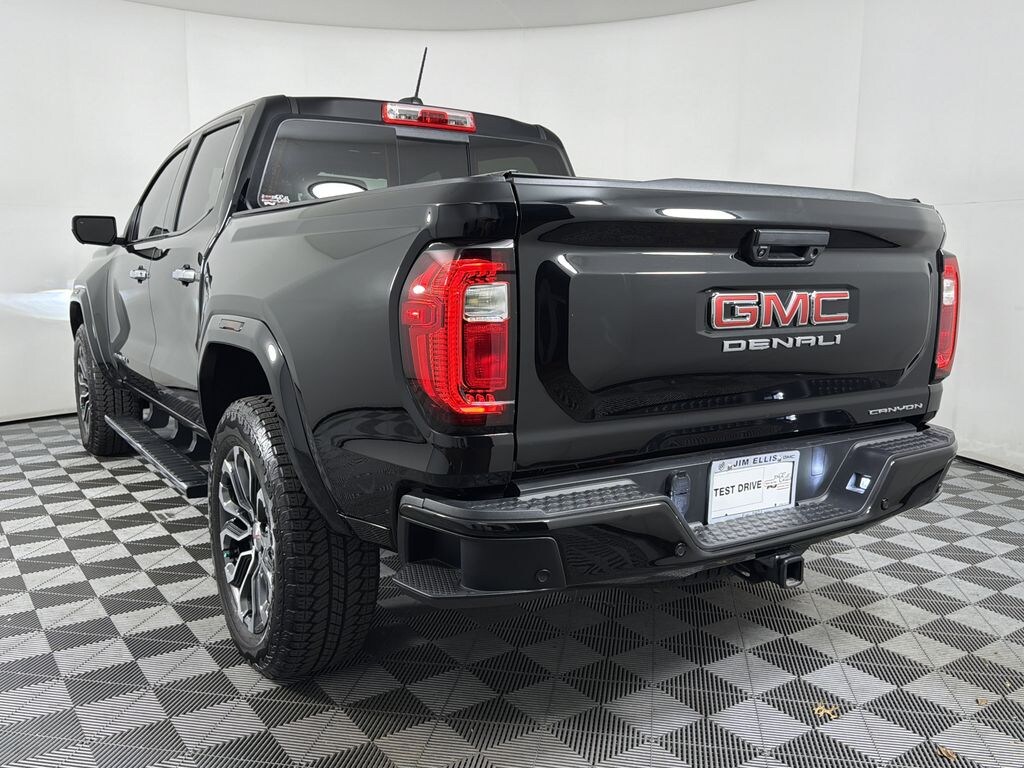 Used 2024 GMC Canyon Denali Crew Cab
