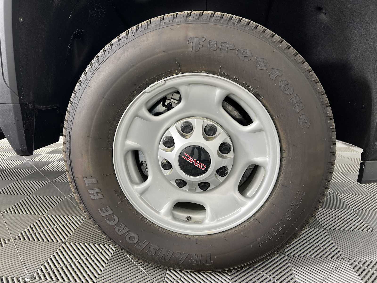 2025 GMC Sierra 2500HD Pro - Photo 10