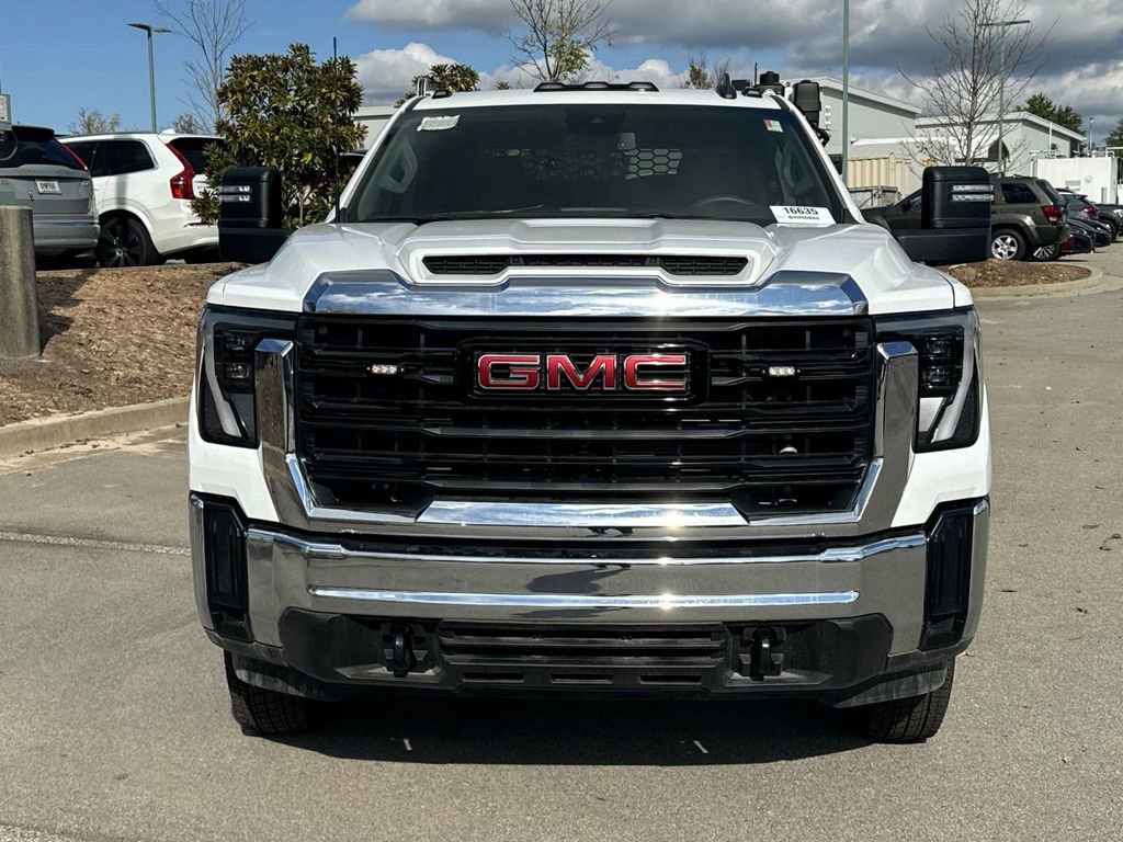 2024 Gmc Sierra 3500 photo 2