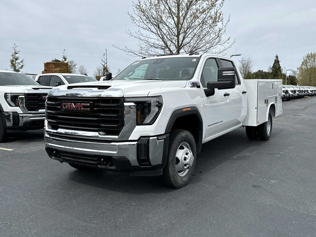 New 2025 GMC Sierra 3500 HD Chassis Cab Pro Truck Crew Cab