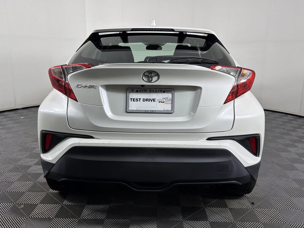Used 2021 Toyota C-HR LE SUV