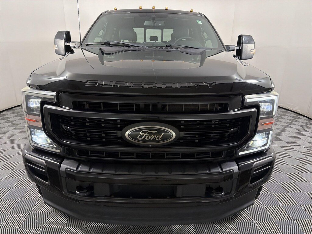 Used 2022 Ford Super Duty F-250 SRW Lariat Truck