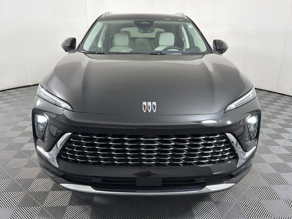 2025 Buick Envision Avenir photo 2