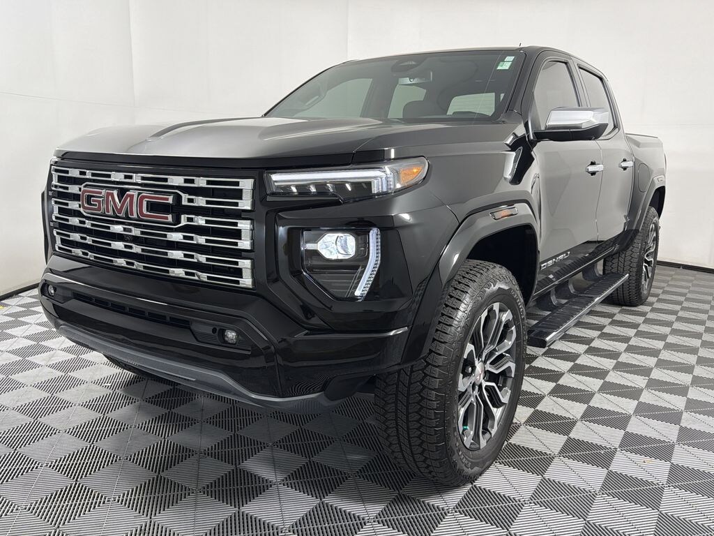 Used 2024 GMC Canyon Denali Crew Cab