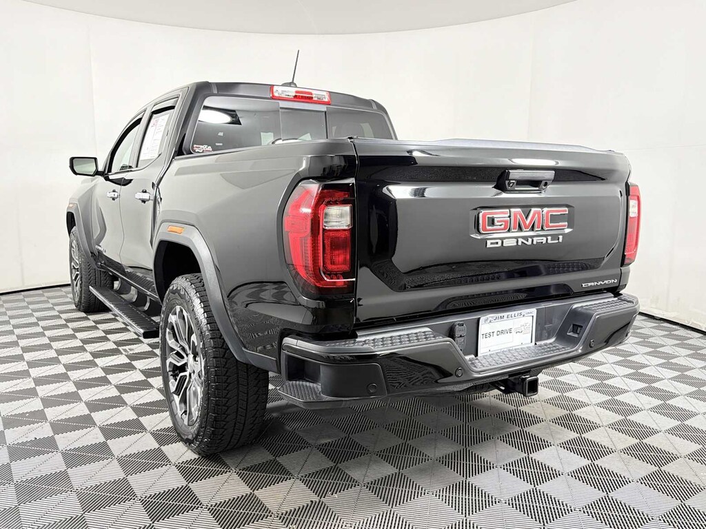 Used 2024 GMC Canyon 4WD Denali Crew Cab Crew Cab