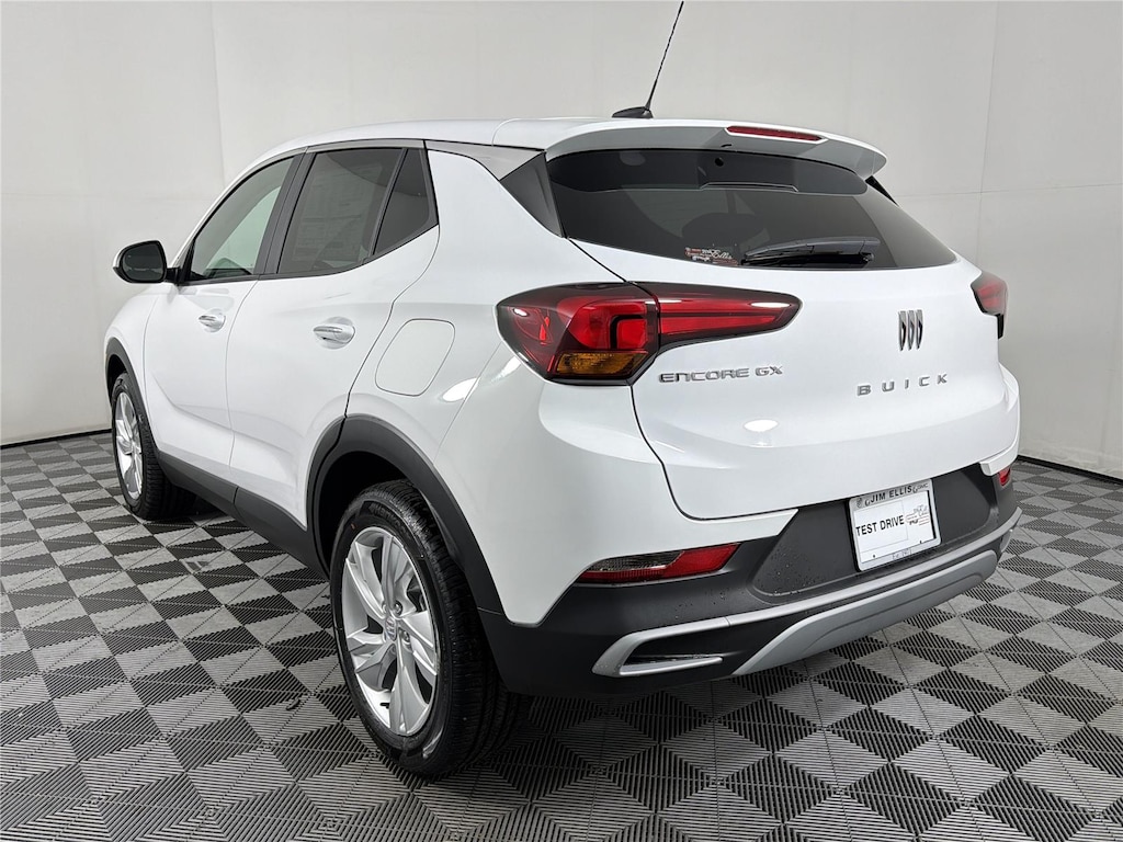 New 2026 Buick Encore GX Preferred SUV