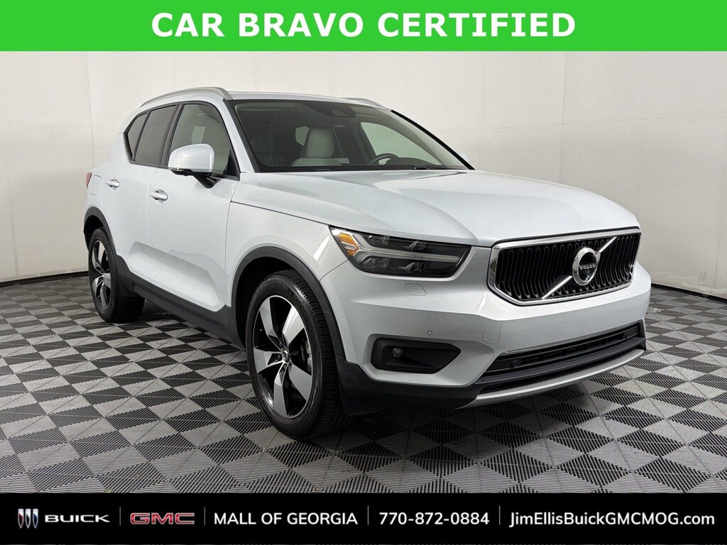 Certified 2020 Volvo XC40 Momentum SUV