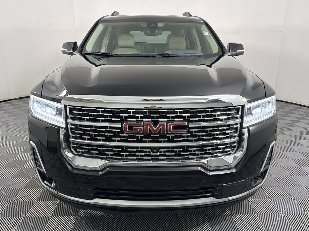 2023 Gmc Acadia Denali photo 2