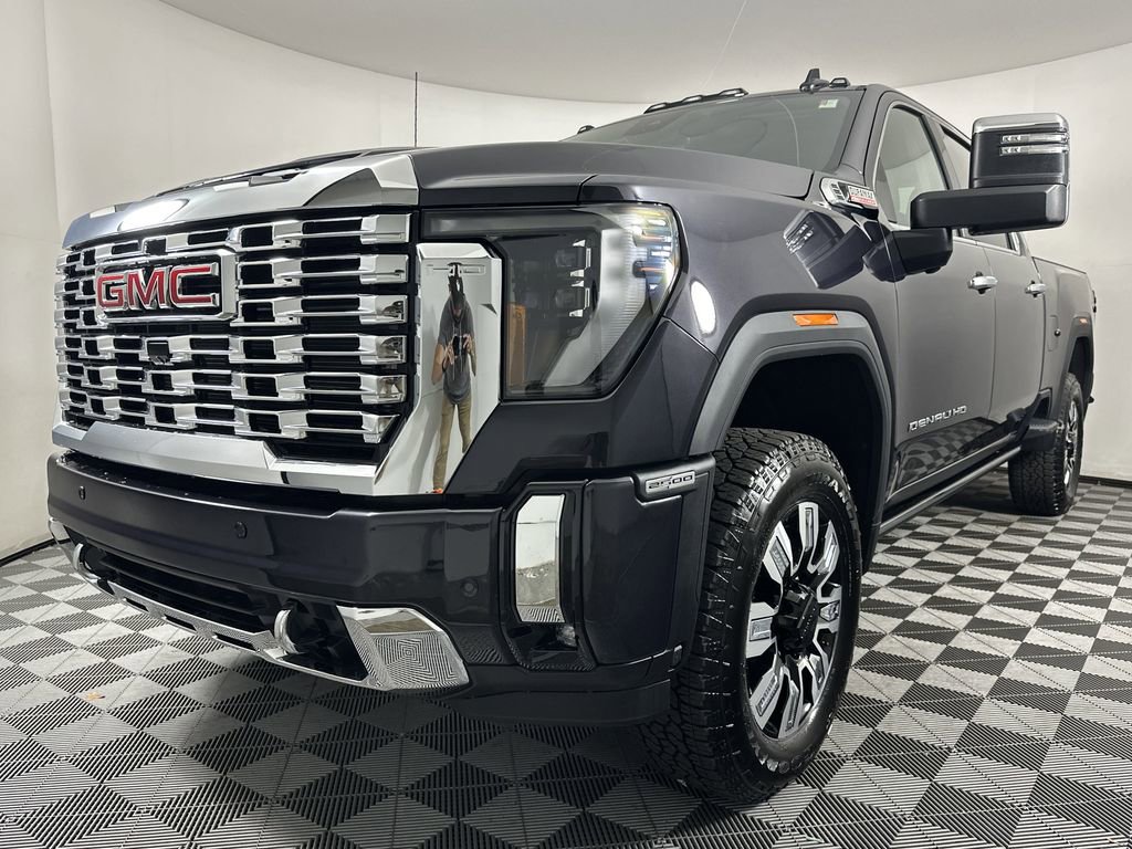 2025 Gmc Sierra 2500 HD Denali photo 3