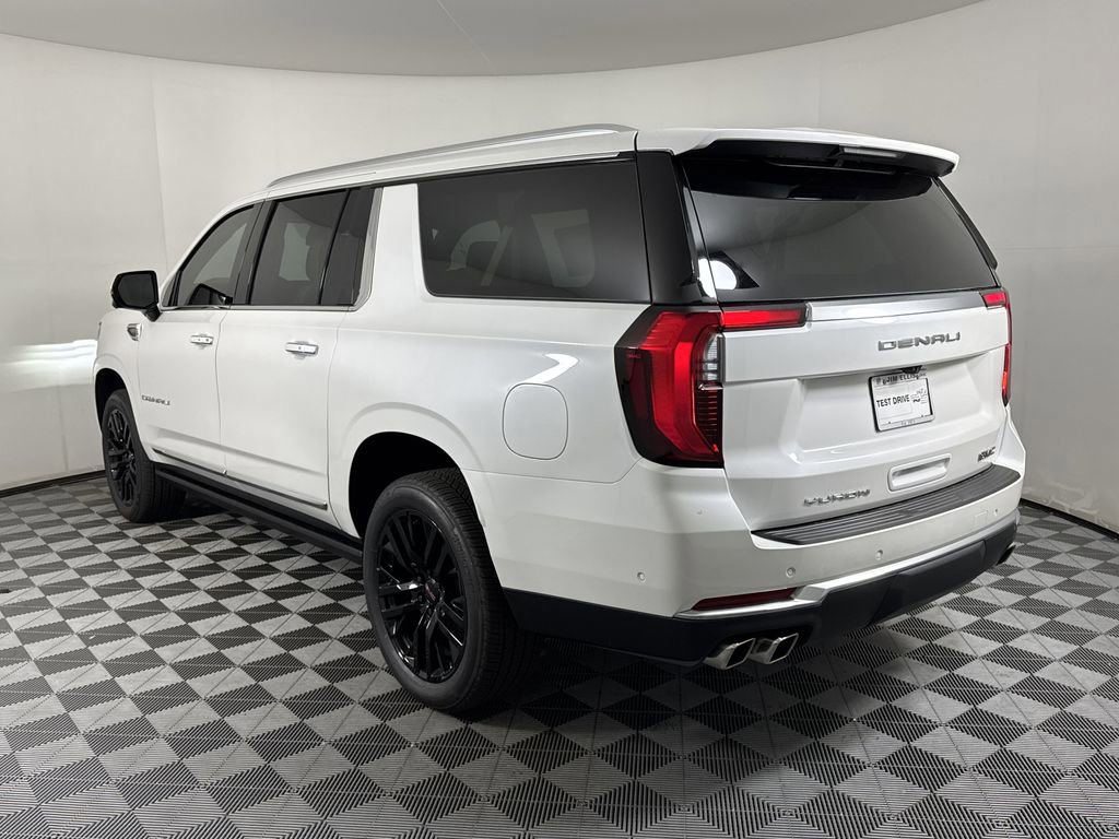 2025 Gmc Yukon XL Denali photo 4