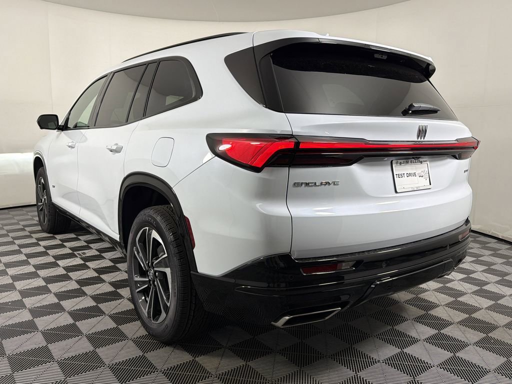 2026 Buick Enclave Sport Touring photo 4