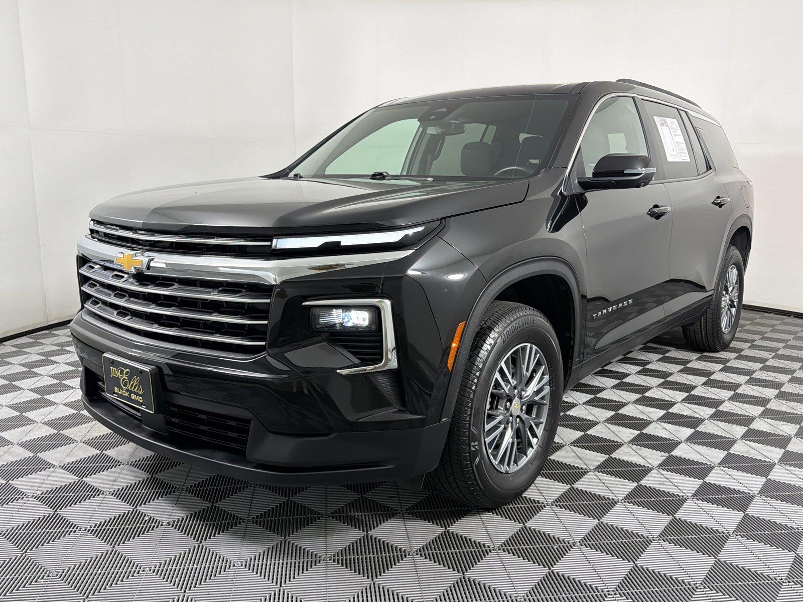 Certified 2024 Chevrolet Traverse FWD LT SUV