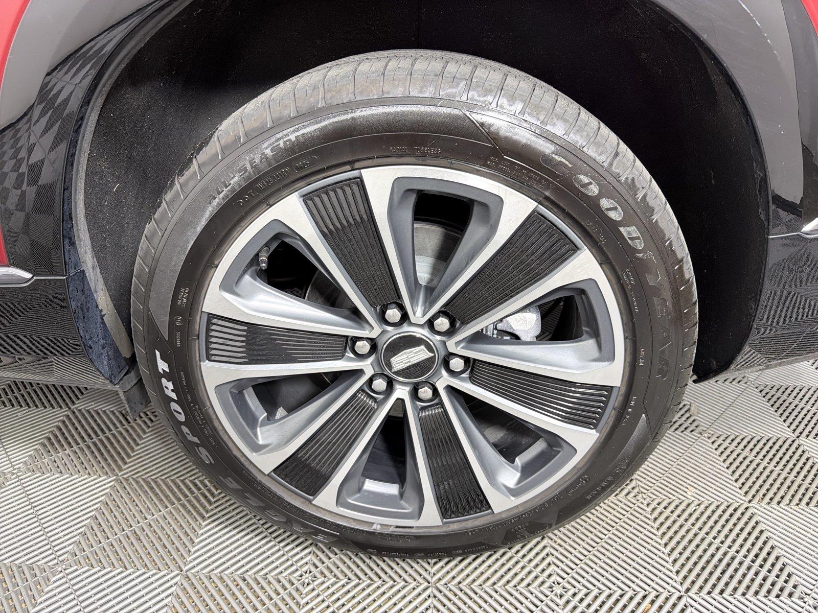 2026 Cadillac VISTIQ Sport - Photo 19