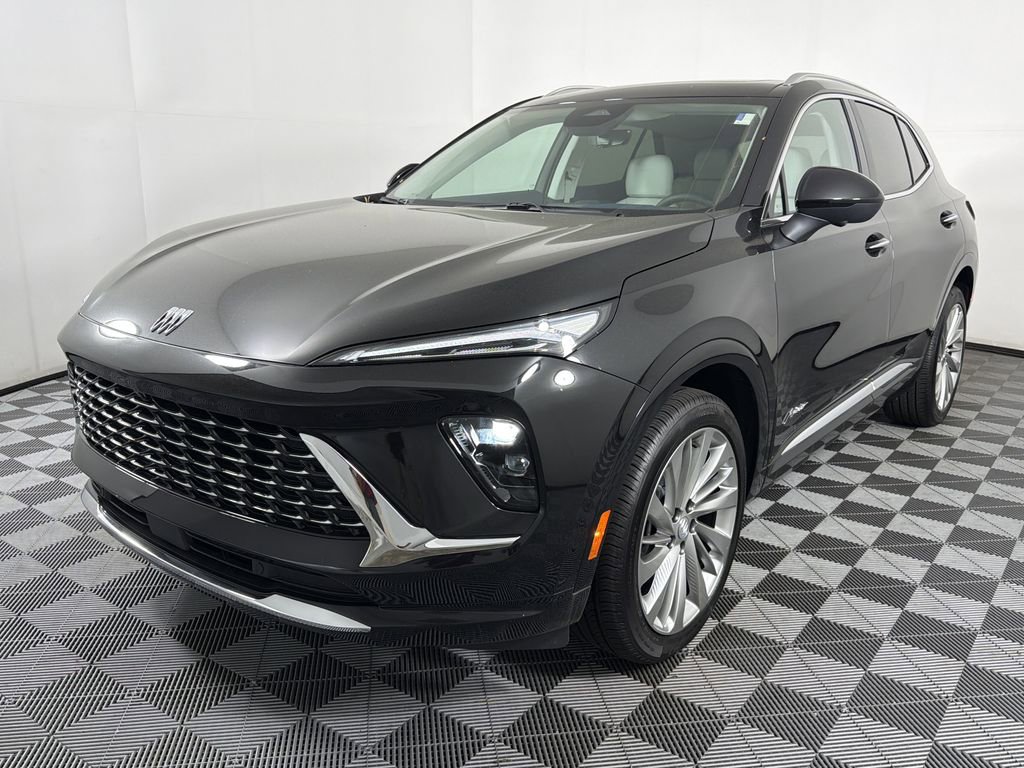 2025 Buick Envision Avenir photo 3