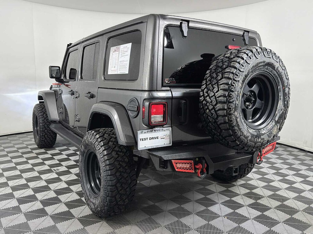 Used 2021 Jeep Wrangler Unlimited Sahara 4x4