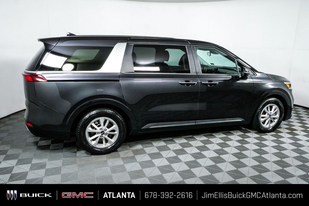 Used 2022 Kia Carnival LXS Van