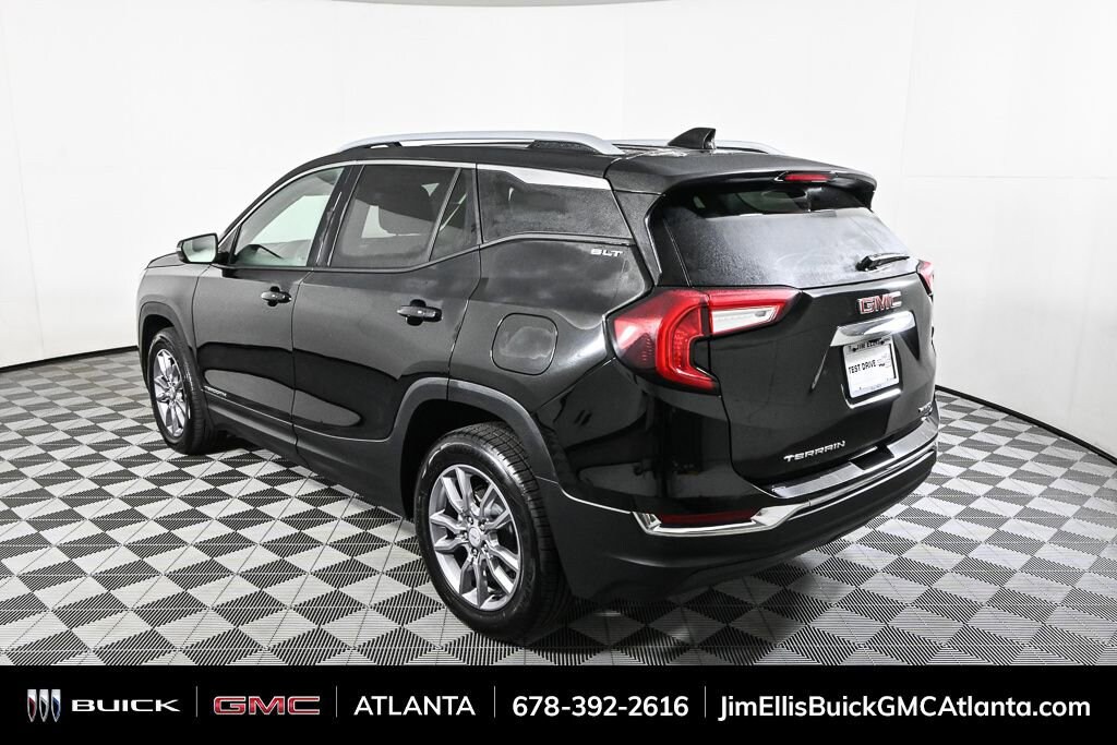 2024 Gmc Terrain SLT photo 3