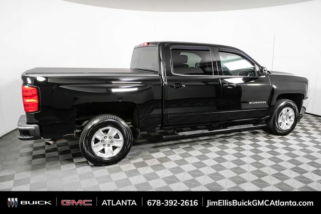 Used 2018 Chevrolet Silverado 1500 LT 2WD Crew Cab 143.5 2WD Crew Cab 143.5