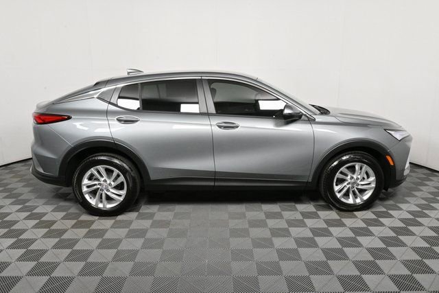 2026 Buick Envista Preferred photo 2