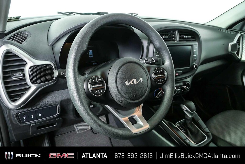Used 2025 Kia Soul LX Hatchback