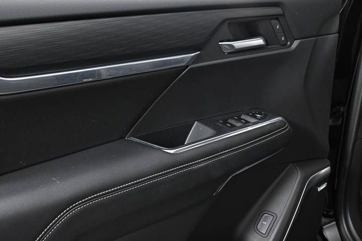 2025 Gmc Acadia Elevation photo 4