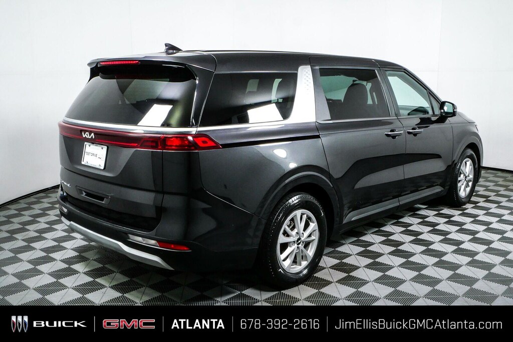 Used 2022 Kia Carnival LXS Van