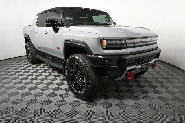 2026 GMC HUMMER EV 2X's photo