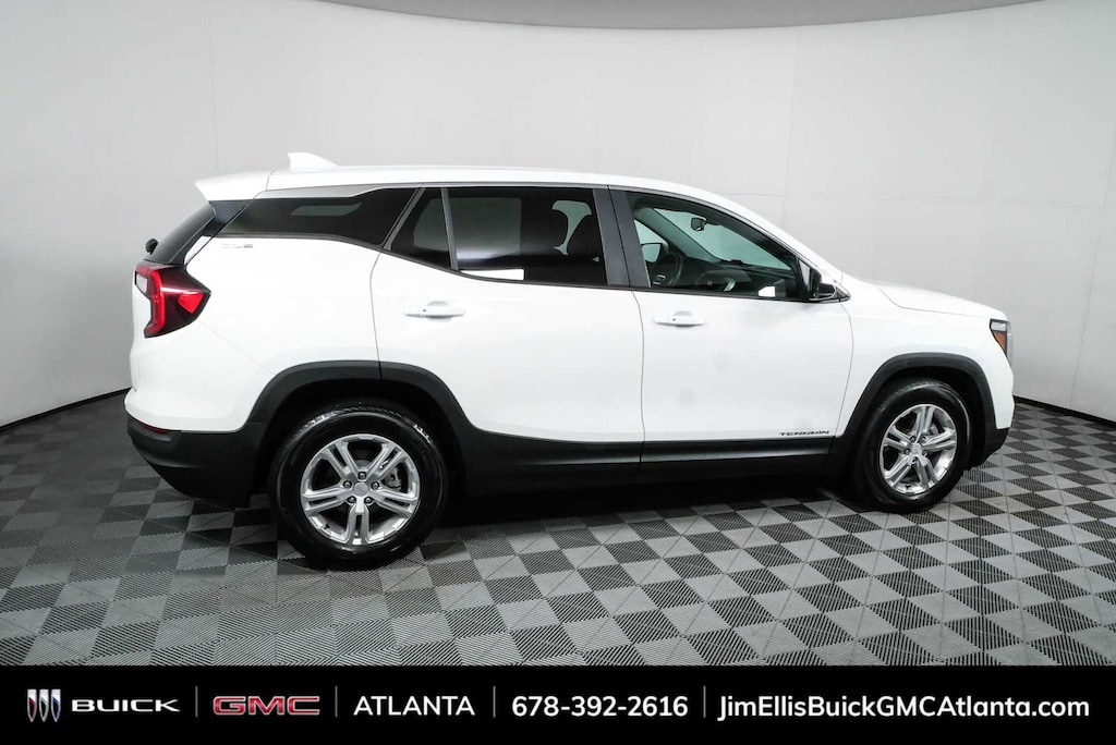 Used 2023 GMC Terrain SLE SUV