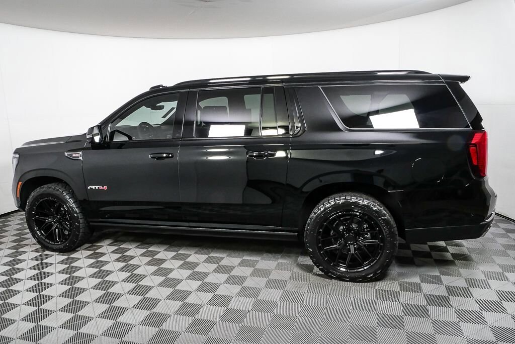 New 2025 GMC Yukon XL AT4 SUV