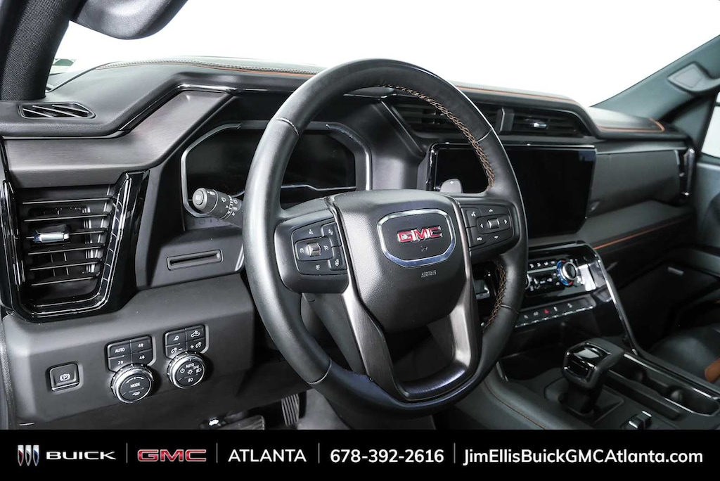 Used 2024 GMC Sierra Pickup AT4 TK