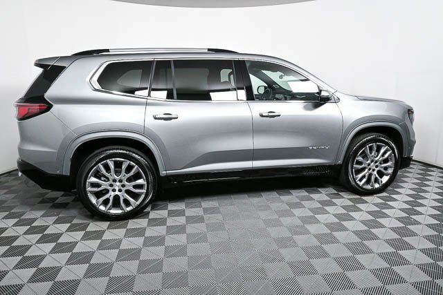 2025 Gmc Acadia Denali photo 2
