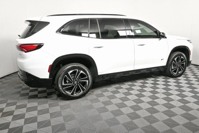 2026 Buick Enclave Sport Touring photo 2