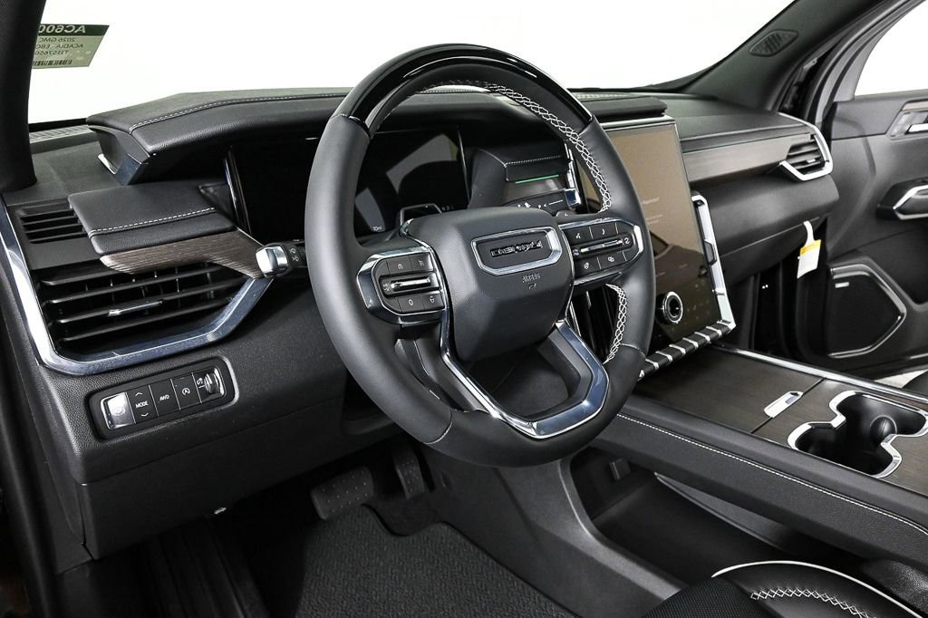 New 2026 GMC Acadia Denali SUV