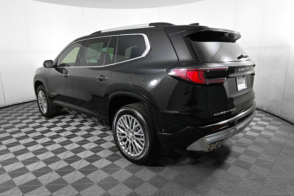 New 2026 GMC Acadia Denali SUV