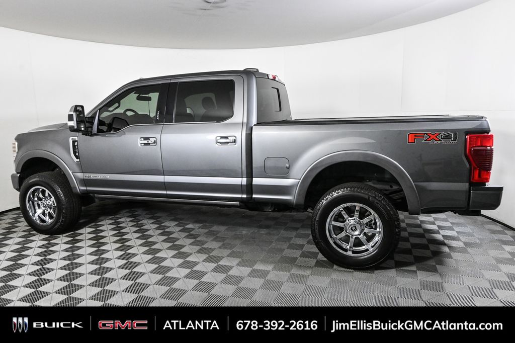 2022 Ford F-350 photo 2