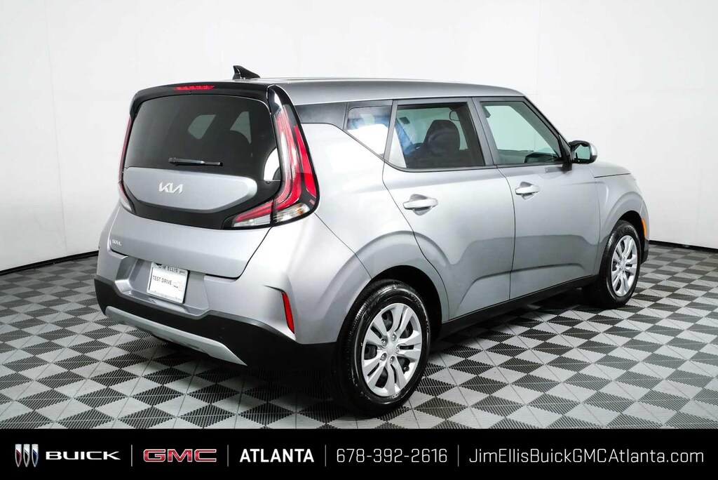 Used 2025 Kia Soul LX Hatchback