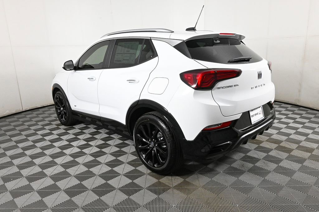 2026 Buick Encore GX Sport Touring photo 3