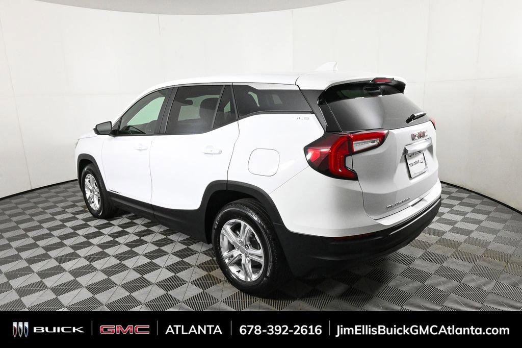 2024 Gmc Terrain SLE photo 3