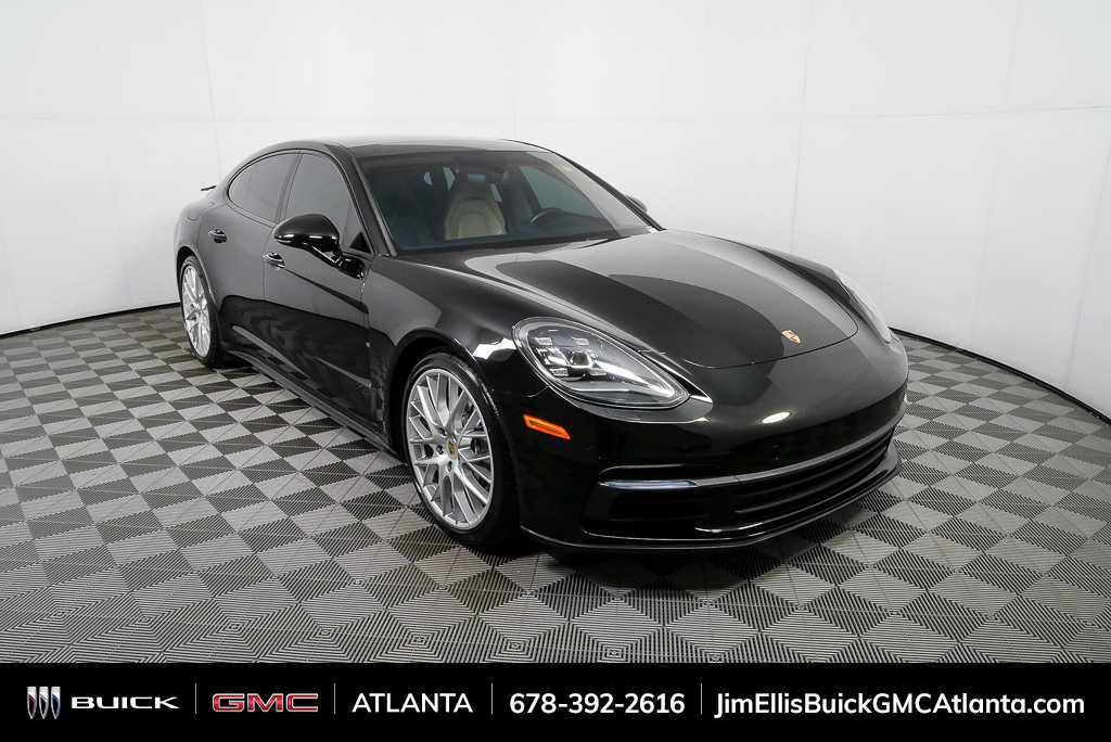 2018 Porsche Panamera