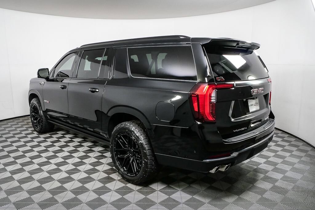 New 2025 GMC Yukon XL AT4 SUV