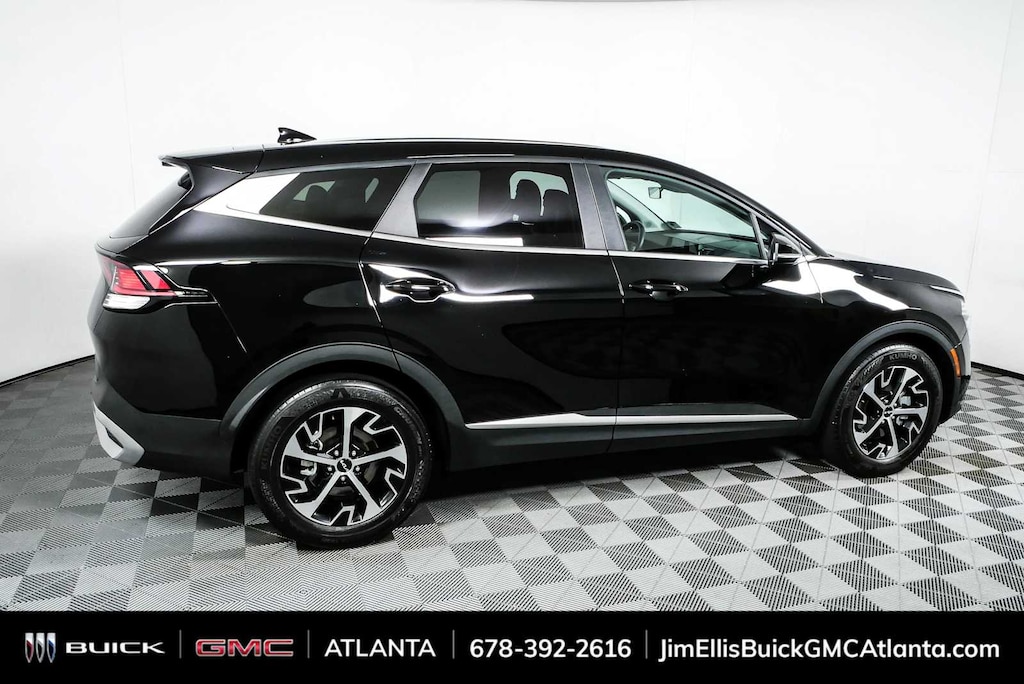 Used 2024 Kia Sportage EX SUV