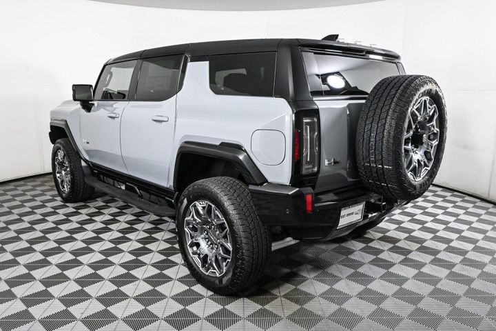 2025 Gmc Hummer EV photo 3