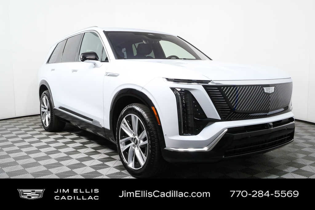 Used 2026 CADILLAC Vistiq Luxury AWD