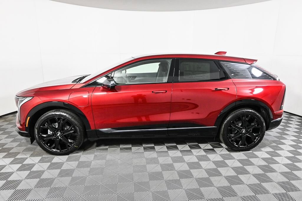 New 2025 CADILLAC OPTIQ Sport w/1SF SUV