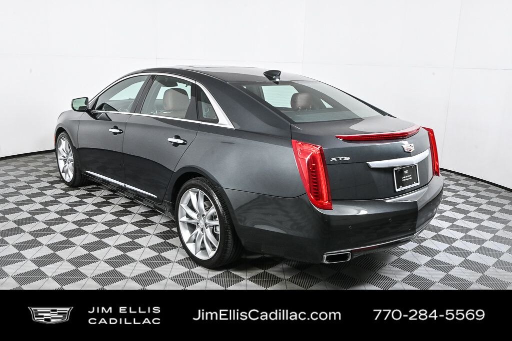 Used 2017 CADILLAC XTS Premium Sedan