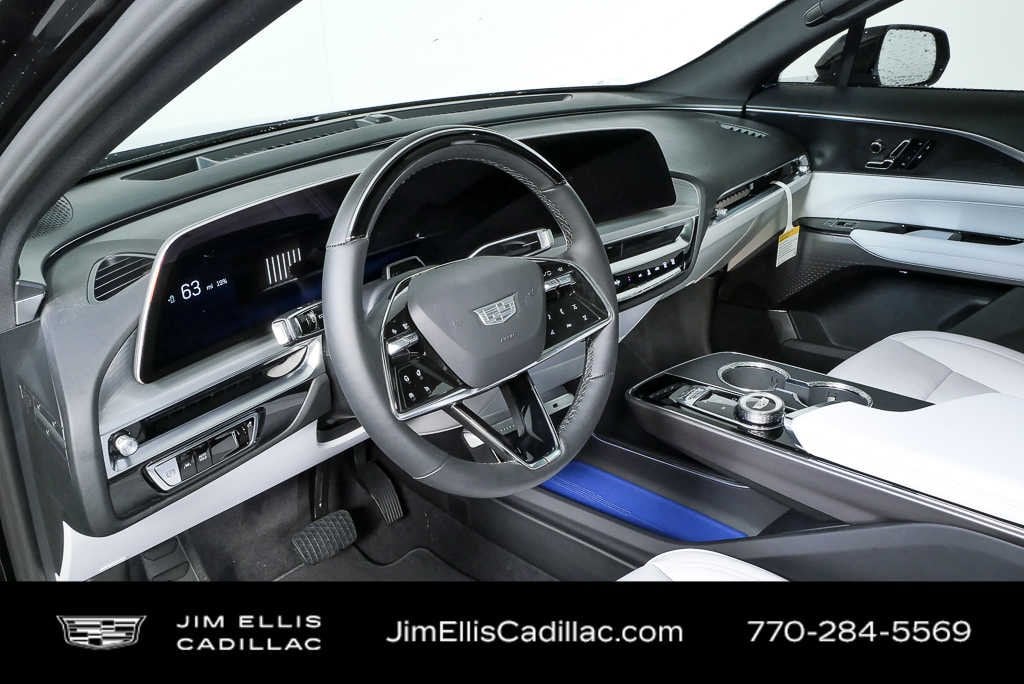 New 2026 CADILLAC LYRIQ Luxury SUV