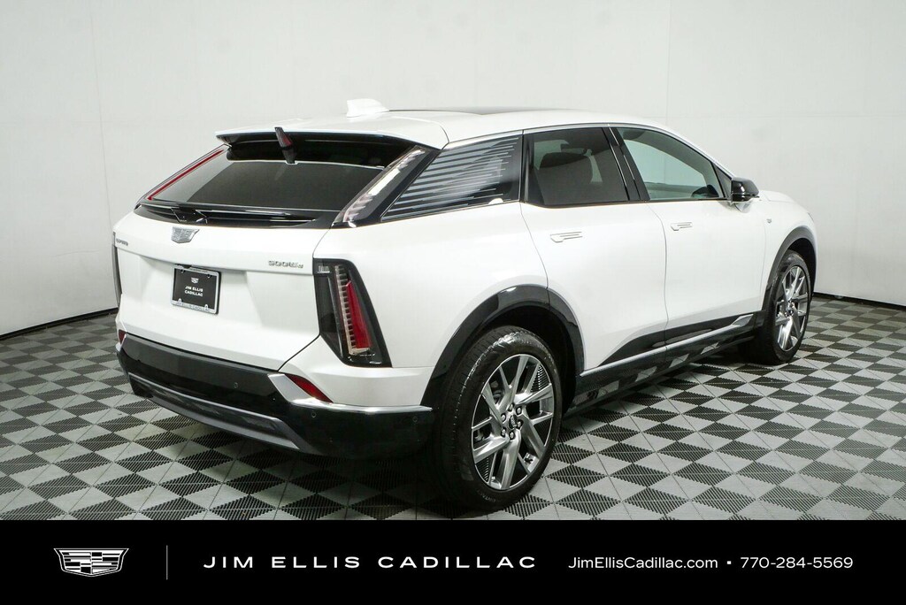Used 2025 CADILLAC OPTIQ Luxury SUV